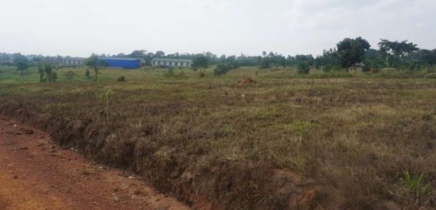 Land in Kikandwa