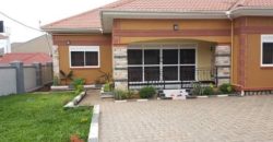 House For Sale In KItende at 450millions