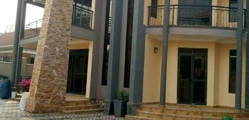 NEWLY BUILT HOUSE FOR SALE IN NAALYA NEAR NTINDA AT 850MILLION