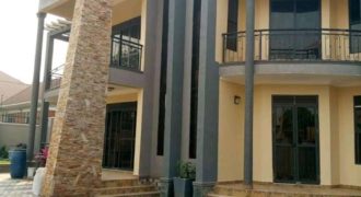 NEWLY BUILT HOUSE FOR SALE IN NAALYA NEAR NTINDA AT 850MILLION