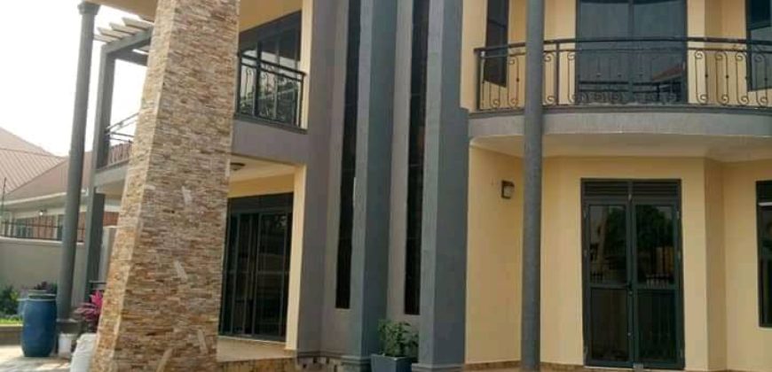 NEWLY BUILT HOUSE FOR SALE IN NAALYA NEAR NTINDA AT 850MILLION