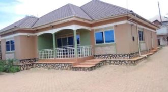 RESIDENTIAL HOUSE FOR SALE LOCATED IN NANSANA MUKIBWA AT 120M