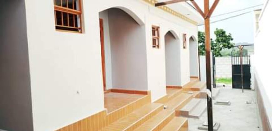 RENTAL UNITS ON SALE LOCATED IN KIWANGA-BWEYOGERER AT 120M