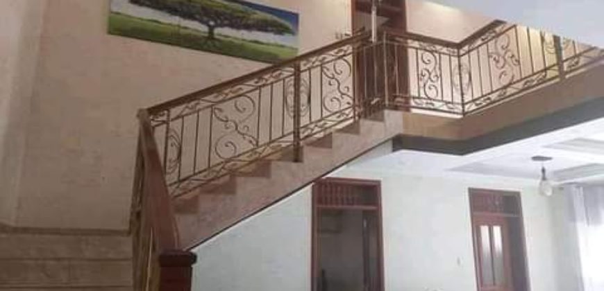 House for sale at 1.2 Billion in Munyonyo, Kampala