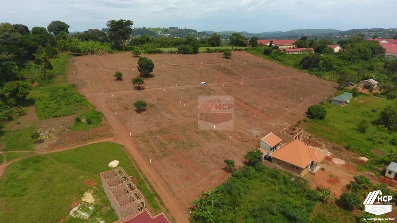 Plots for sale in Nakirebe along Masaka Road at 25m 50 by 100ft with a land title