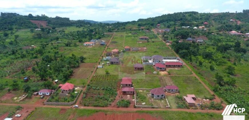 Plots for sale in Katende along Masaka Road at 23million 50 by 100ft with a land title