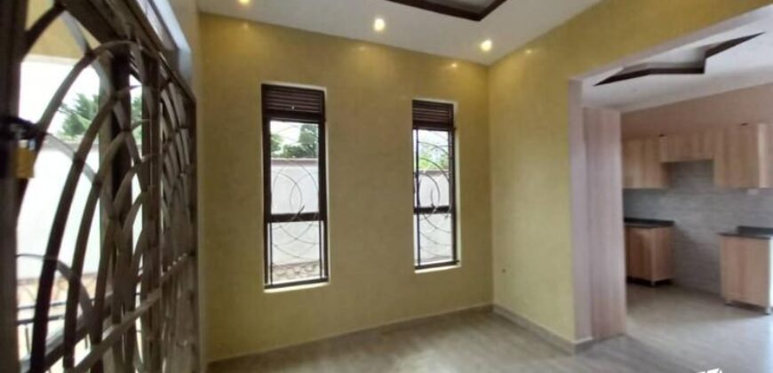 House for sale in Kira at 350m